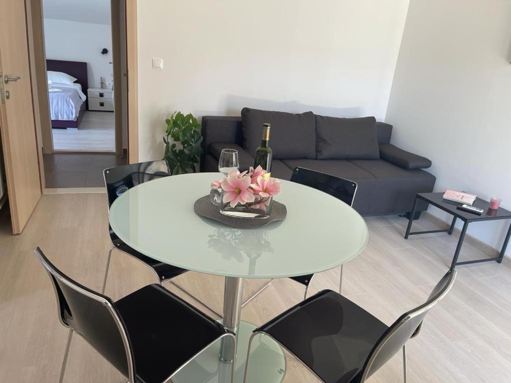 Villa Jadranka Apartments Tučepi Dış mekan fotoğraf
