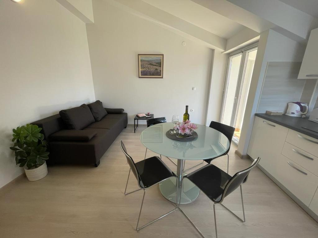 Villa Jadranka Apartments Tučepi Dış mekan fotoğraf